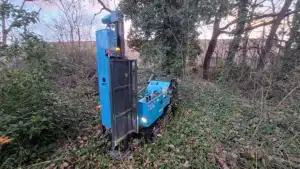 ETUDE DE SOL G2AVP à MONTAUROUX (83) VAR Sondages au pénétromètre dynamique lourd pour une étude de sol . Cette méthode permet de vérifier la résistance de sol pour l’emprise au sol du projet