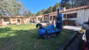 ETUDE DE SOL G5 Sinistres à Eguilles Le sondage au pénétromètre est un essai géotechnique in situ utilisé pour caractériser la résistance mécanique des sols et leur compacité/consistance, sans prélèvement d’échantillon remanié.