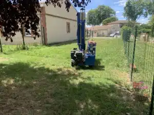 ETUDE DE SOL G2AVP à Cintegabelle Sondage au pénétromètre dynamique lourd à Cintegabelle pour évaluer la résistance du sol avant la construction d’un bâtiment préfabriqué